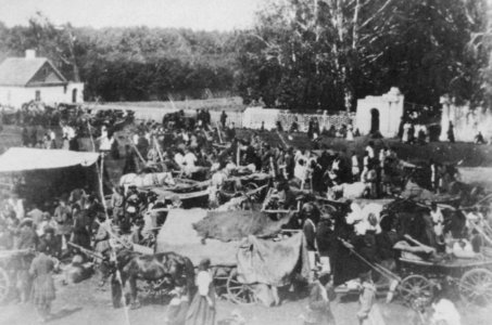 Russischer Photograph - Markttag auf dem Land - vor den Toren von Lysino, einem Gut in der Provinz Tambow (Zeno Fotografie)