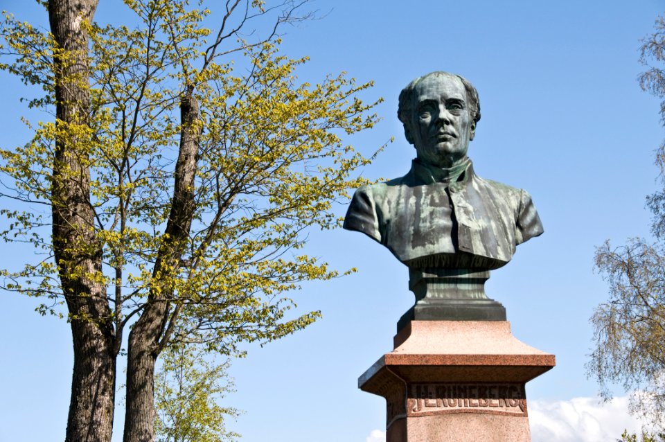 Runeberg rintakuva