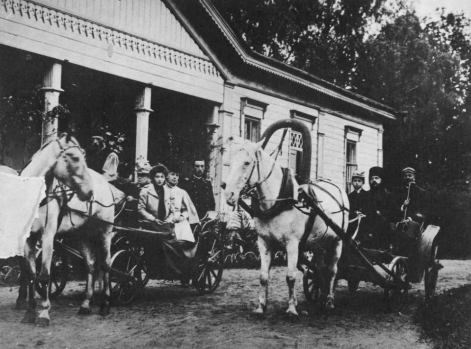 Russischer Photograph - Besuch trifft ein (Zeno Fotografie)