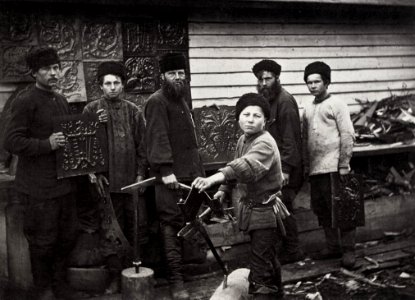 Russischer Photograph um 1880-1890 - Russische Ziseleure (Zeno Fotografie)
