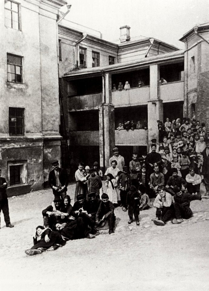 Russischer Photograph um 1904 - Bewohner des Nachtasyls, Moskau (1) (Zeno Fotografie)