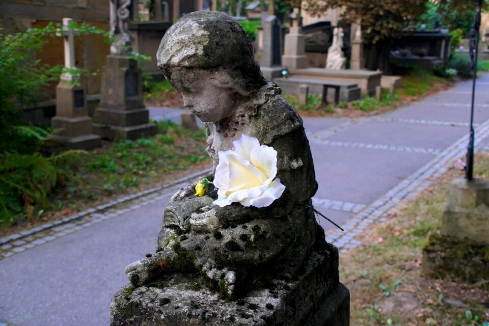 Children the tomb of bereavement