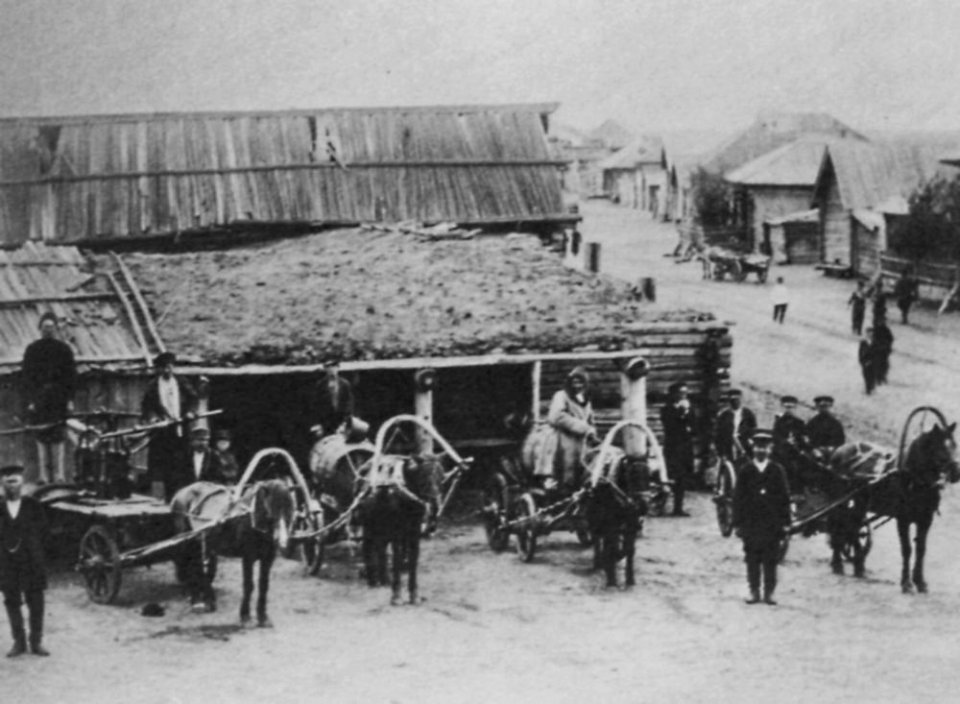 Russischer Photograph - Die Feuerwehr des Dorfes (Zeno Fotografie)