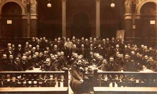 Réunion professionnelle vers 1900