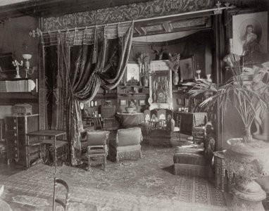 Russischer Photograph um 1875 - Innenräume im Haus der Levaovs am Fontanka Fluss. St. Petersburg (Zeno Fotografie)