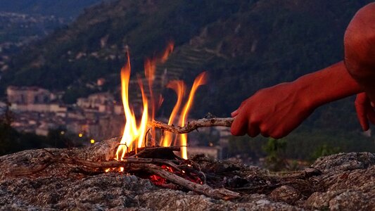 Mountain flames heat