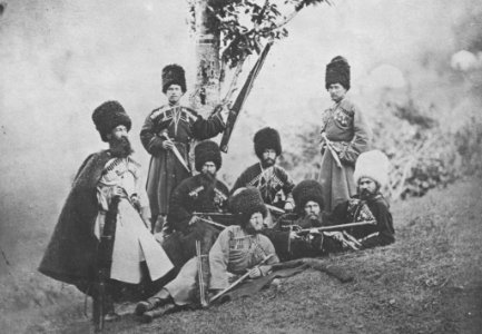Russischer Photograph - Kosaken des russischen Heers im Kaukasus (Zeno Fotografie)
