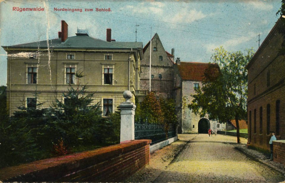 Rügenwalde, Pommern - Schloss, Nordeingang (Zeno Ansichtskarten)