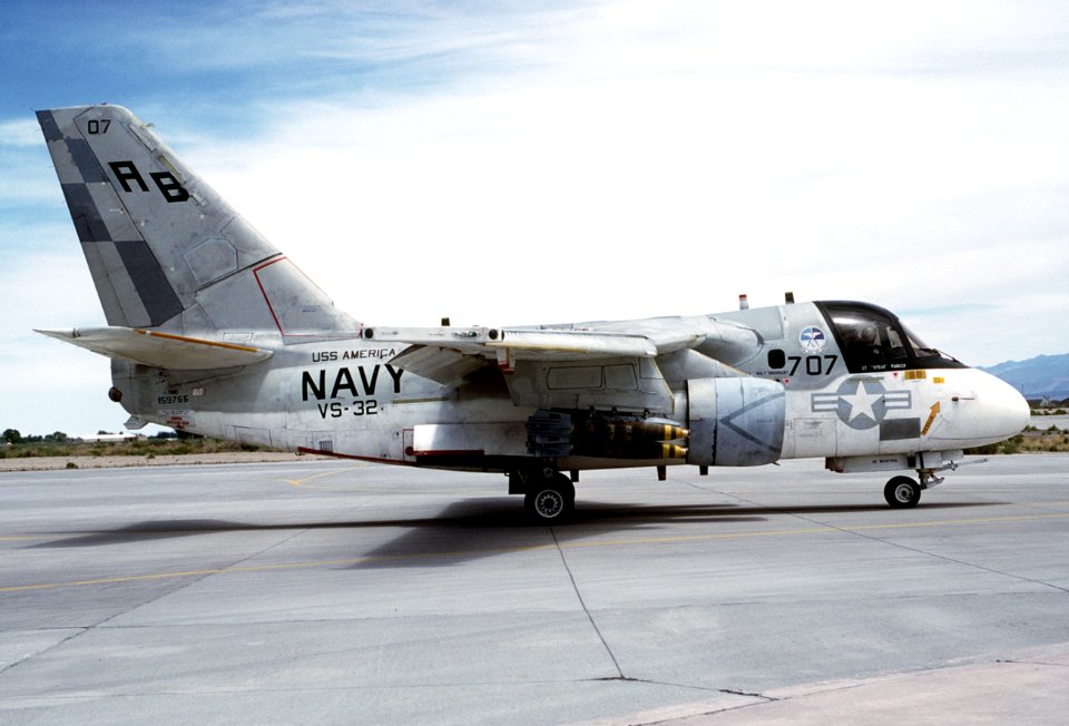 S-3A VS-32 at NAS Fallon 1988