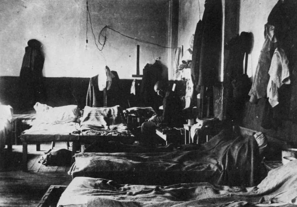 Russischer Photograph um 1900 - In einem sibirischen Gefängnis (2) (Zeno Fotografie)