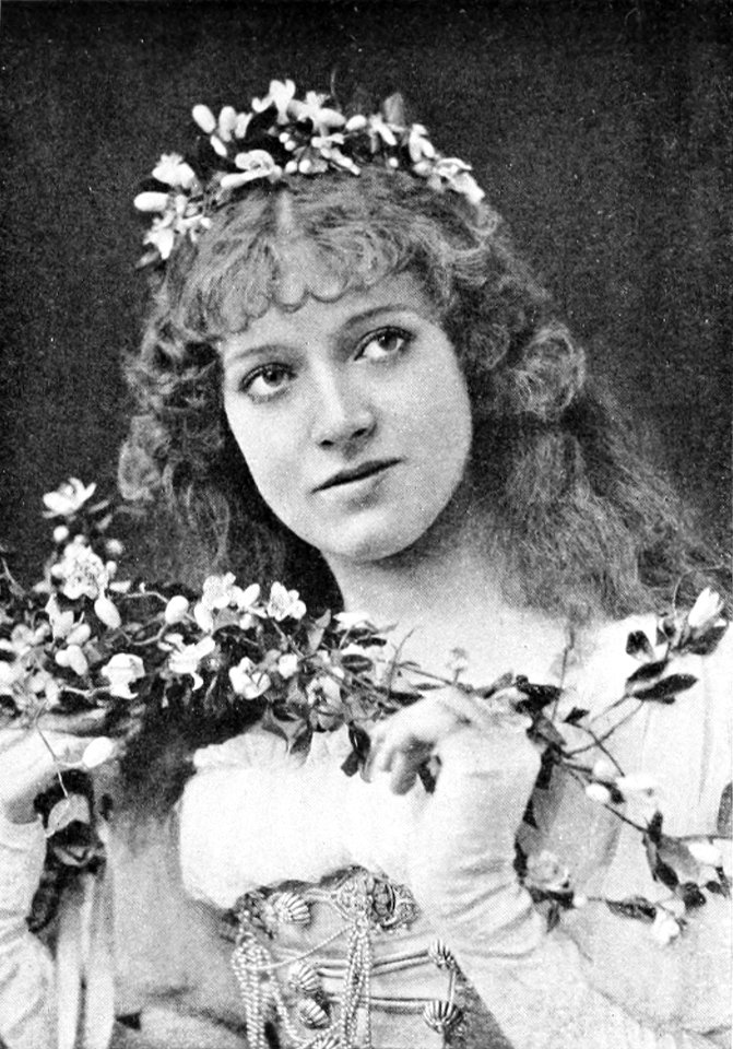 Ruth Vincent. Portrait by Ellis & Walery