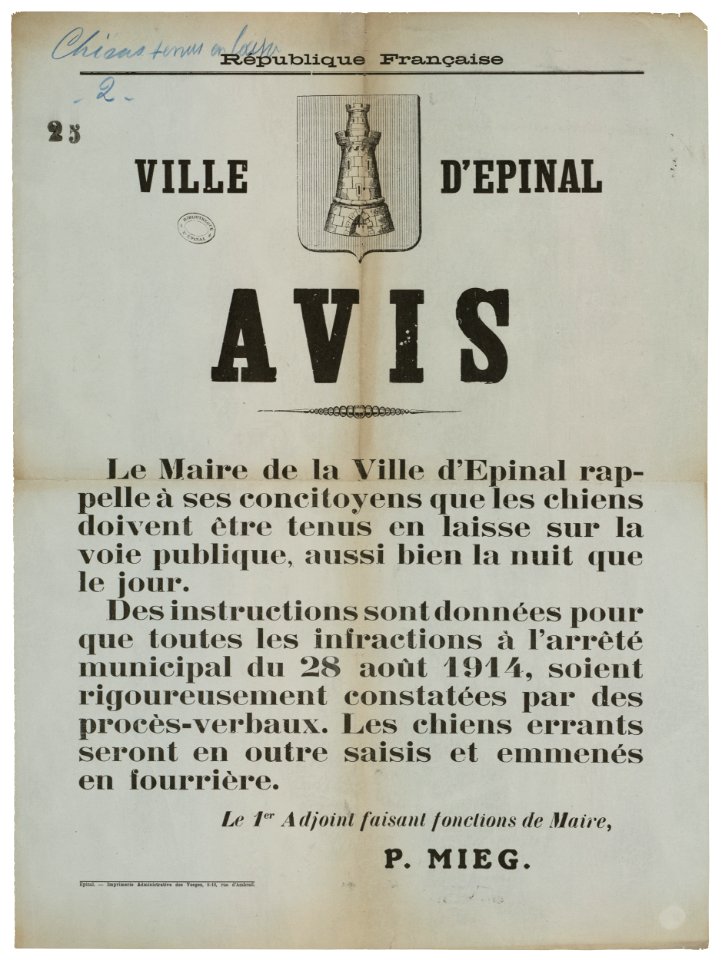 République française. Ville d'Epinal. Avis. Les chiens doivent être tenus en laisse sur la voie publ AFF 1914sur25 PsurM