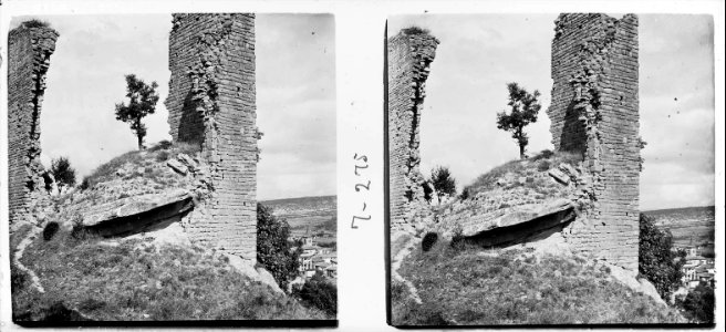 Ruïnes del castell de Sant Julià de Vilatorta