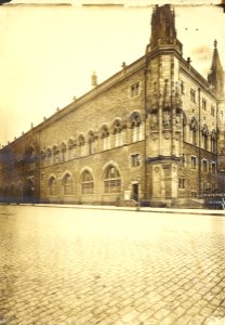 S03 04 01 004 image 72