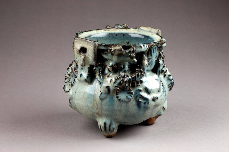 Rökelsekärl. Yuan dynastin (1271-1368), Jun-yao - Hallwylska museet - 96229