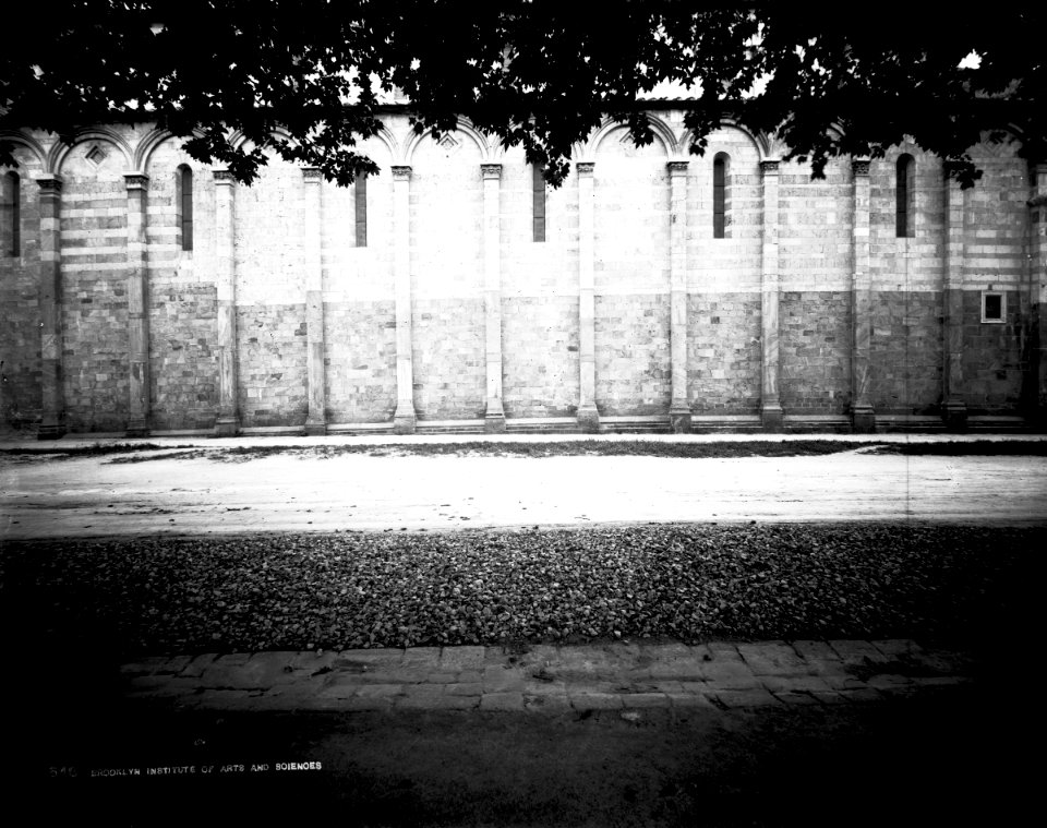 S03 06 01 001 image 372