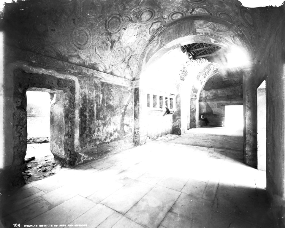 S03 06 01 001 image 385