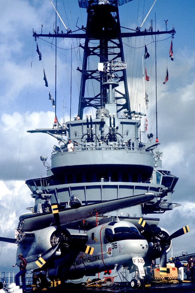 S-2E Tracker on Barzilian carrier Minas Gerais (A11) in 1984