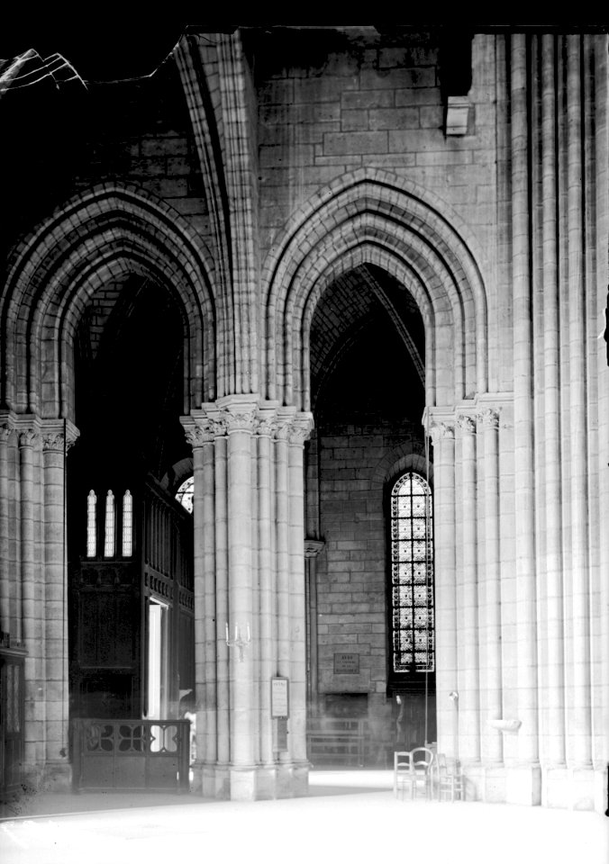 S03 06 01 003 image 871