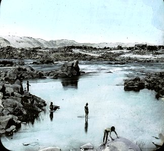 S03 06 01 018 image 2369