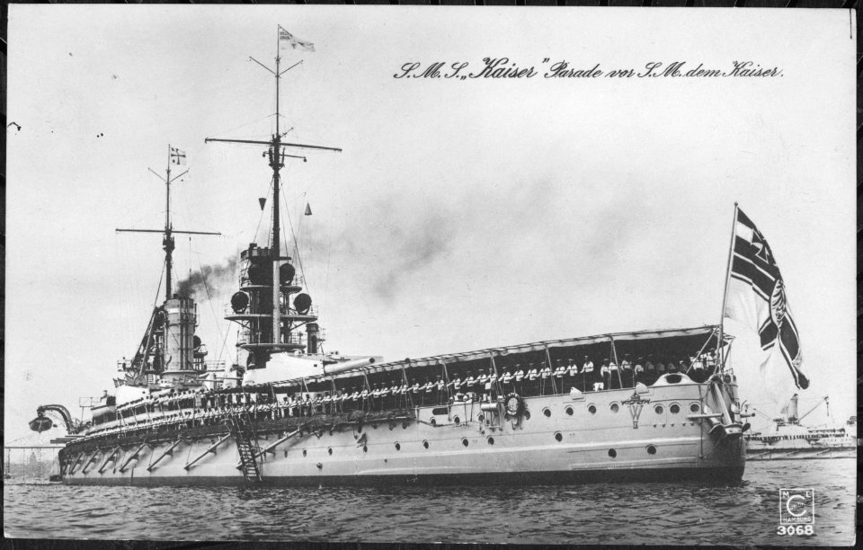 S.M.S. Kaiser Parade vor S.M. dem Kaiser. The German battleship Kaiser on parade for Kaiser Wilhelm II at Kiel, Germany, - NARA - 533190