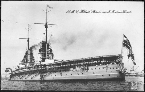 S.M.S. Kaiser Parade vor S.M. dem Kaiser. The German battleship Kaiser on parade for Kaiser Wilhelm II at Kiel, Germany, - NARA - 533190