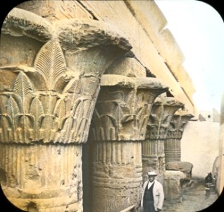 S10.08 Esneh, image 9883
