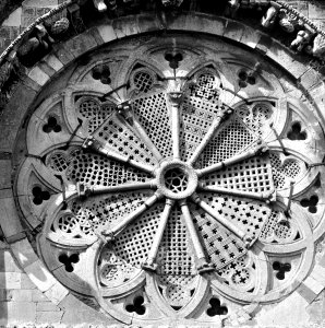 S03 06 01 026 image 3285