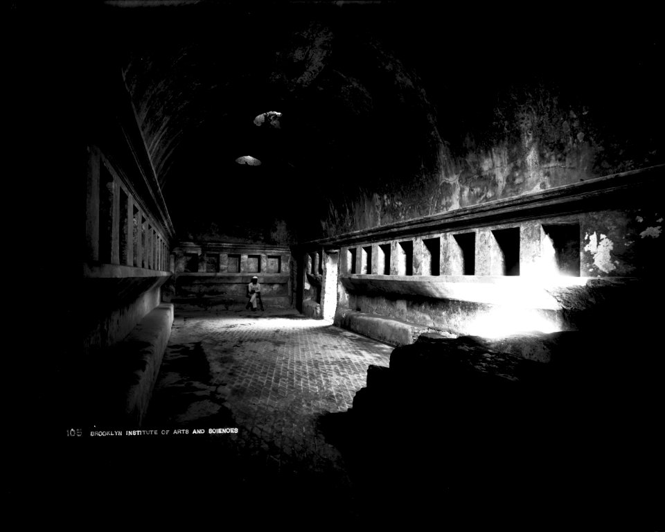 S03 06 01 001 image 386