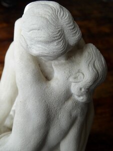 Kiss rodin couple photo