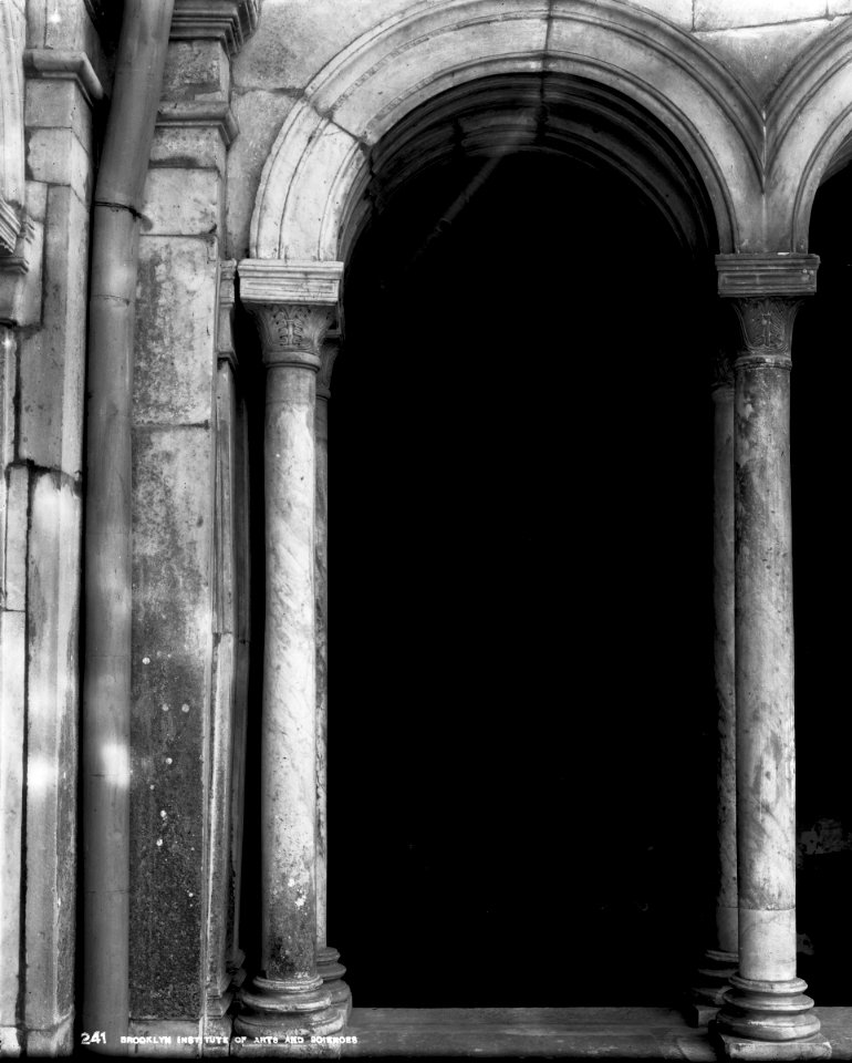 S03 06 01 001 image 459