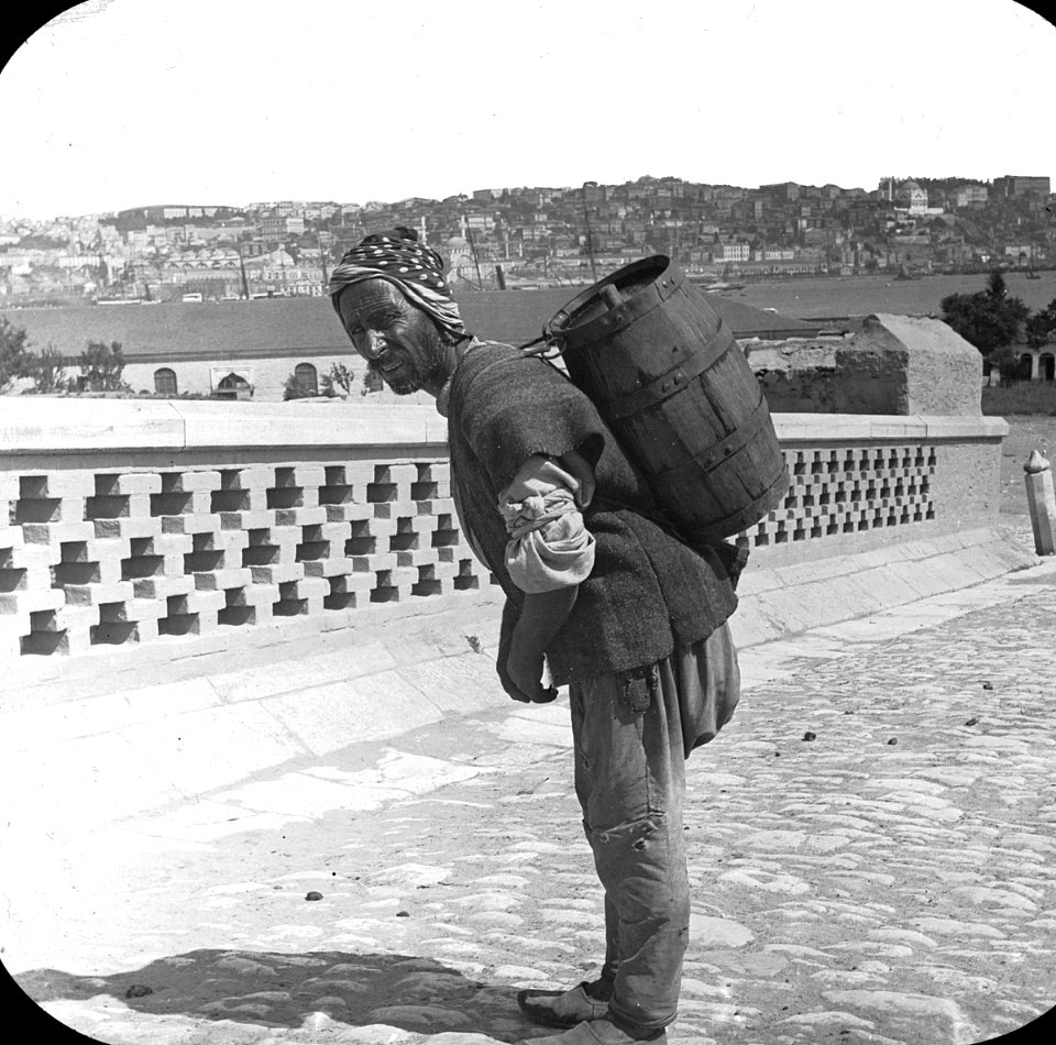 S03 06 01 003 image 1781
