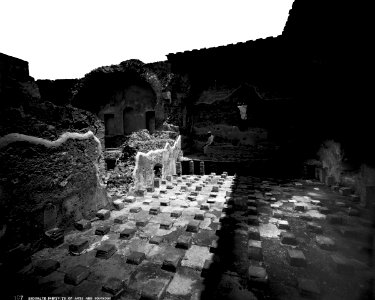 S03 06 01 001 image 388