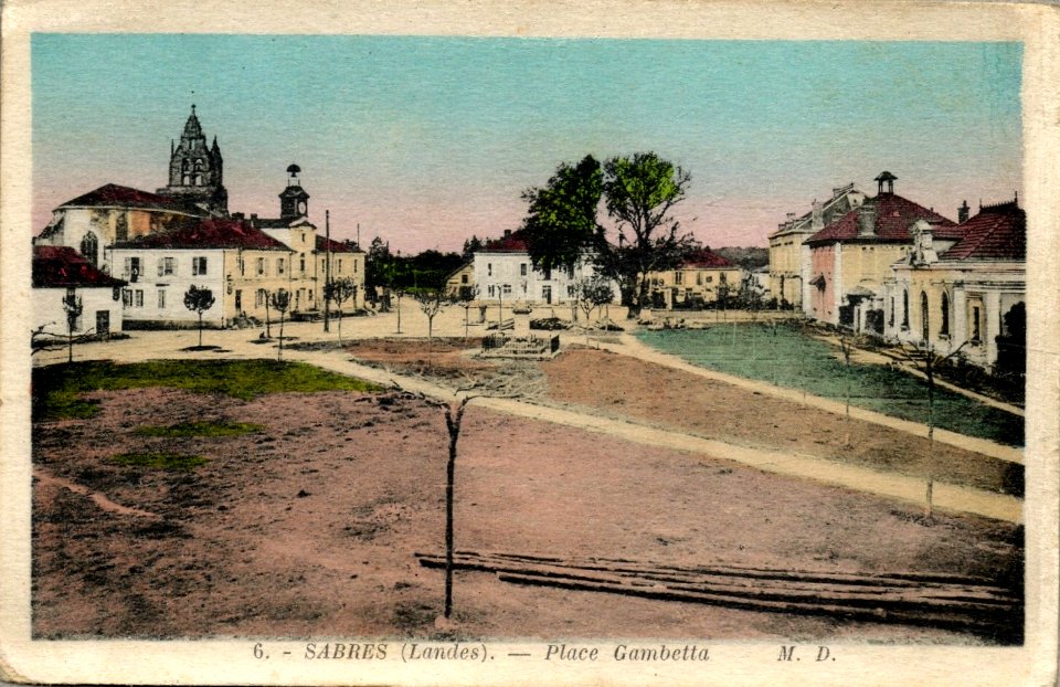 Sabres - Place Gambetta 4