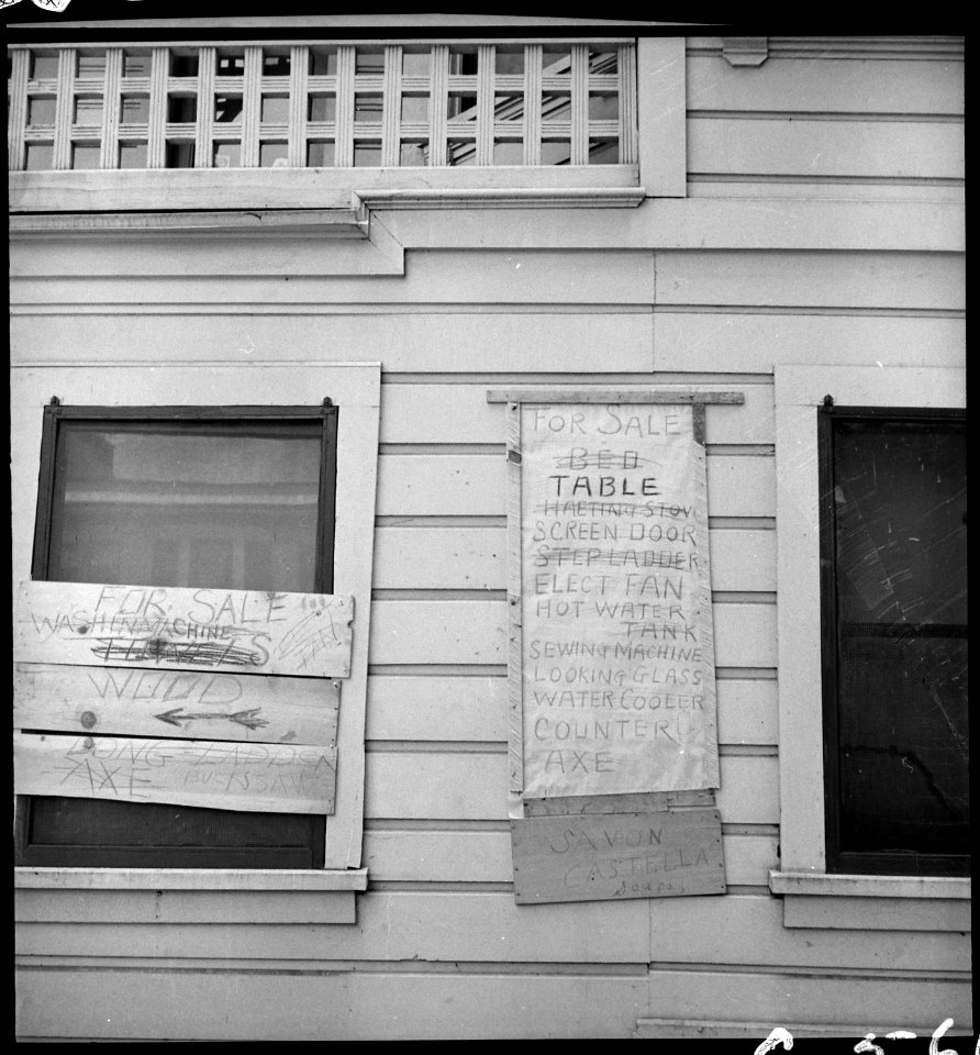Sacramento, California. Evidence of evacuation is seen in the Japanese quarter two days prior to ev . . . - NARA - 537876