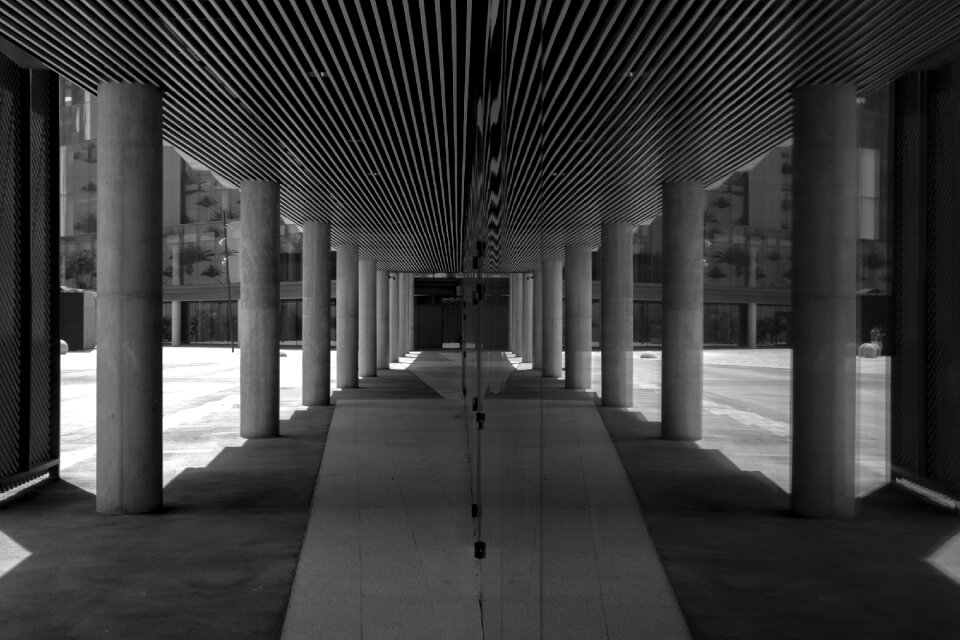 Structure black and white pathway