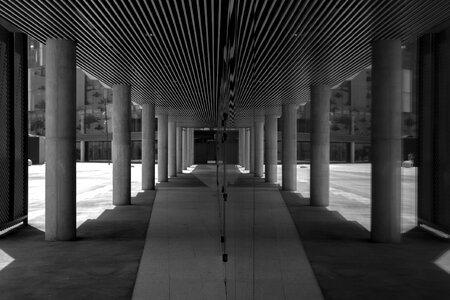 Structure black and white pathway