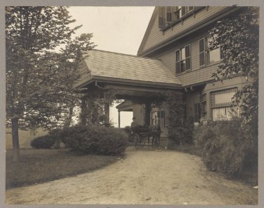 Sagamore Hill, President Roosevelt's country home The driveway. LCCN2009633169