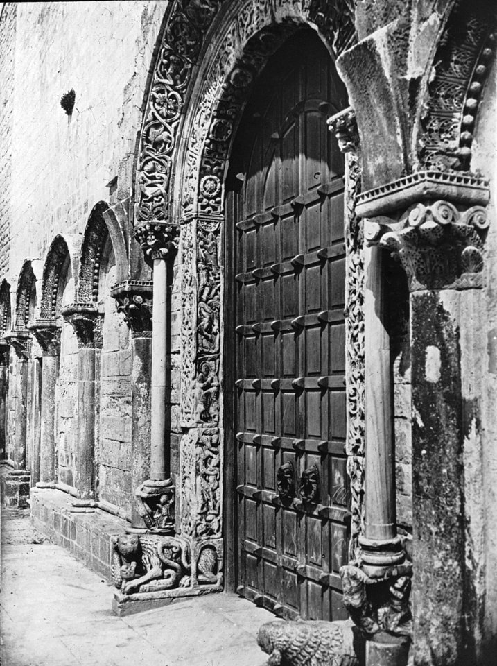 S03 06 01 026 image 3279