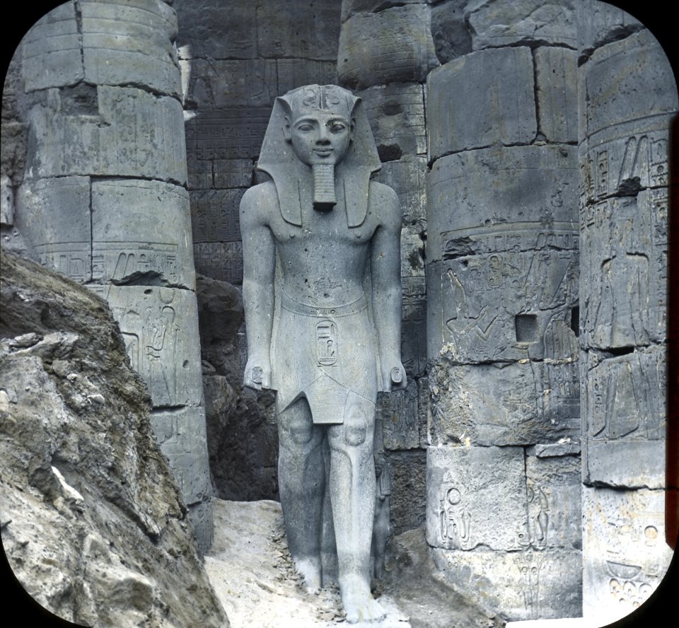 S10.08 Luxor, image 9925