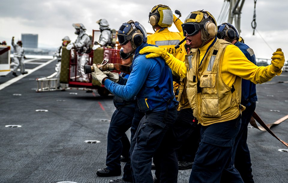 Sailors conduct a damage control drill. (20224868874)