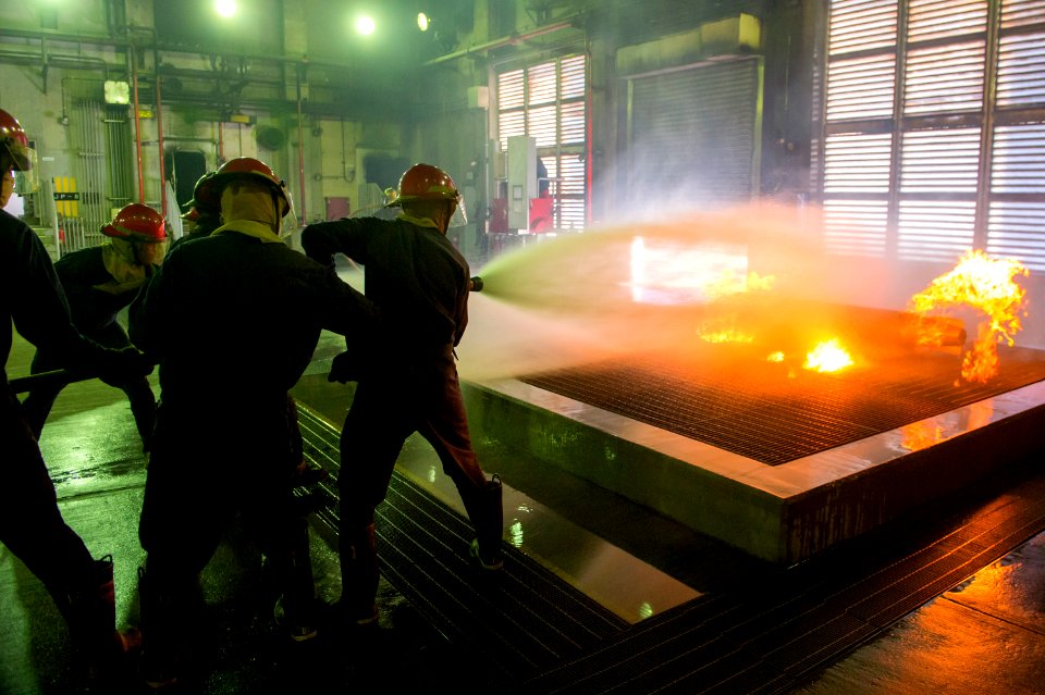 Sailors conduct firefighting training. (16608231889)
