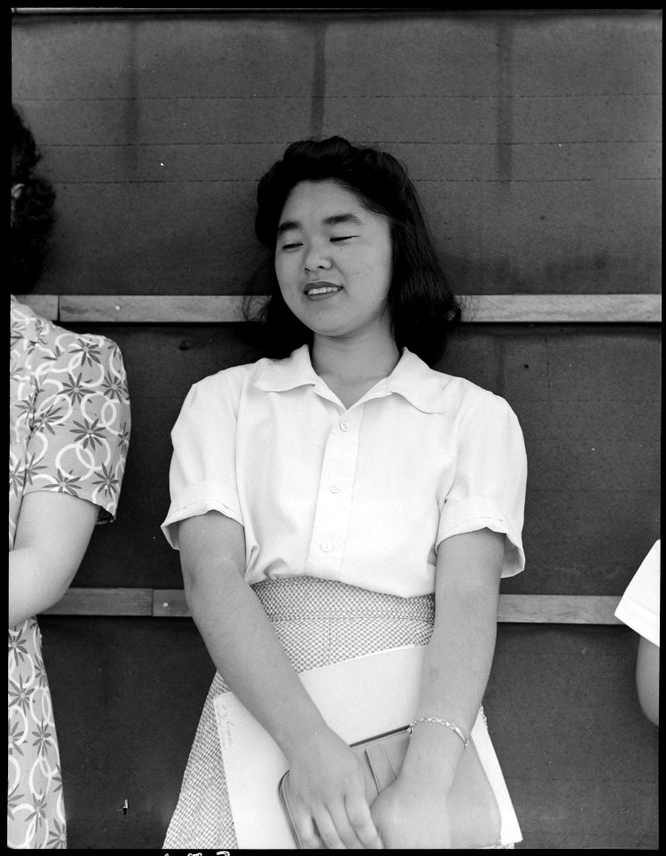 Sacramento, California. This evacuee of Japanese ancestry is a graduate of the Fresno State College . . . - NARA - 537787