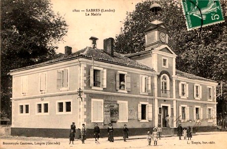 Sabres - Mairie (ancienne) 2a