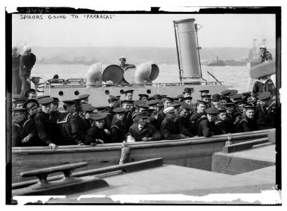 Sailors going to ARKANSAS LCCN2014690825