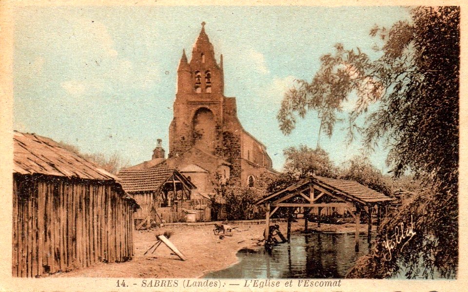 Sabres - église et l'Escamat 1a
