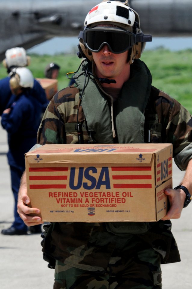 Sailors Help With Disaster Relief Continuing Promise 08 DVIDS114106