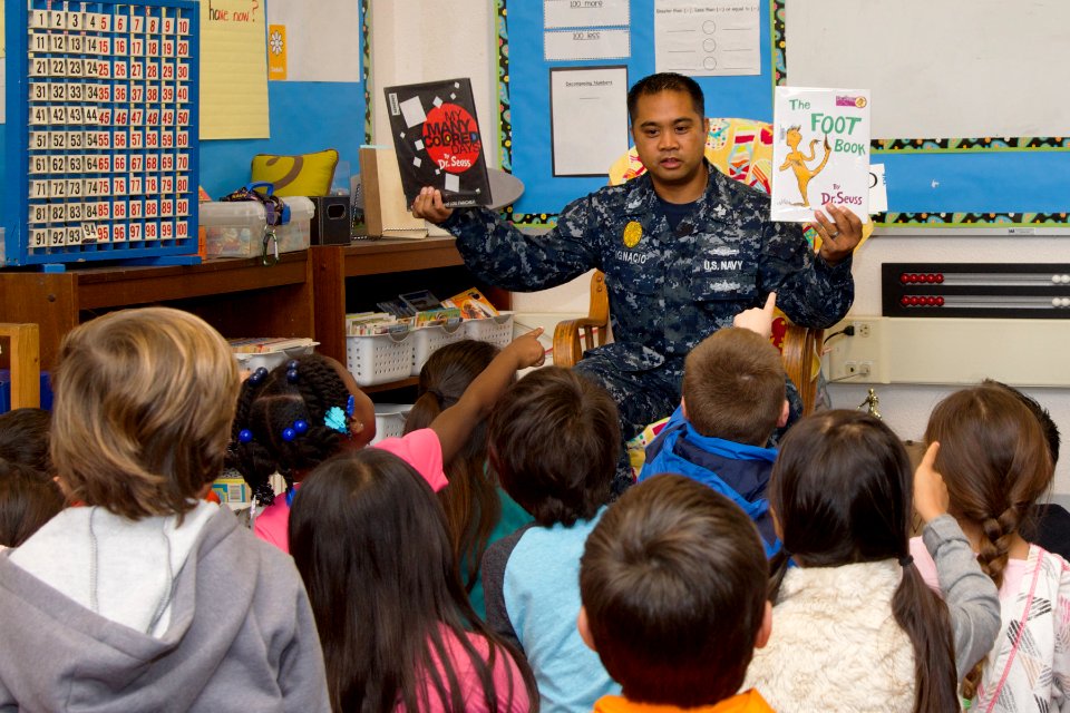 Sailors participate in Read Across America. (16716150725)