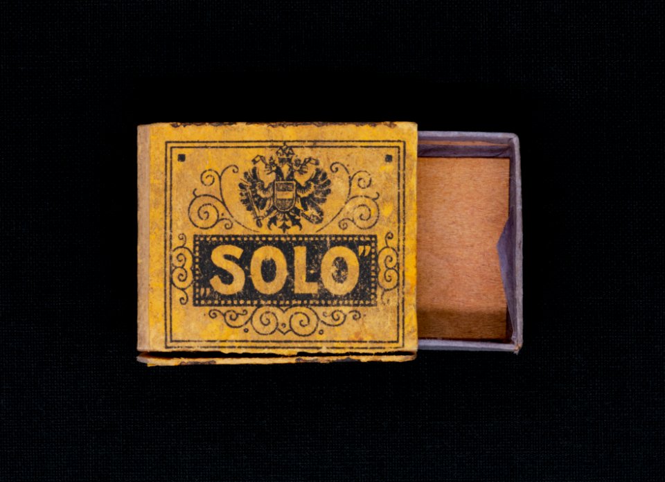 Safety matches SOLO The Key Austria (front,open)