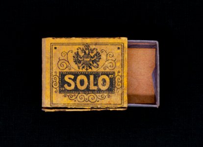 Safety matches SOLO The Key Austria (front,open)